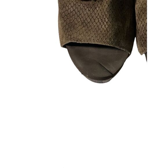 Volatile Brown Leather platform Wedges Peep Toe - Picture 13 of 15